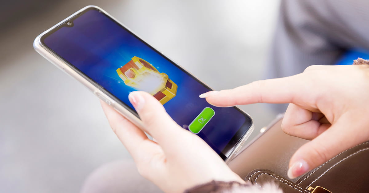 アプリ課金とは?アプリ外課金との違い、仕組みや種類・導入のポイントをわかりやすく解説